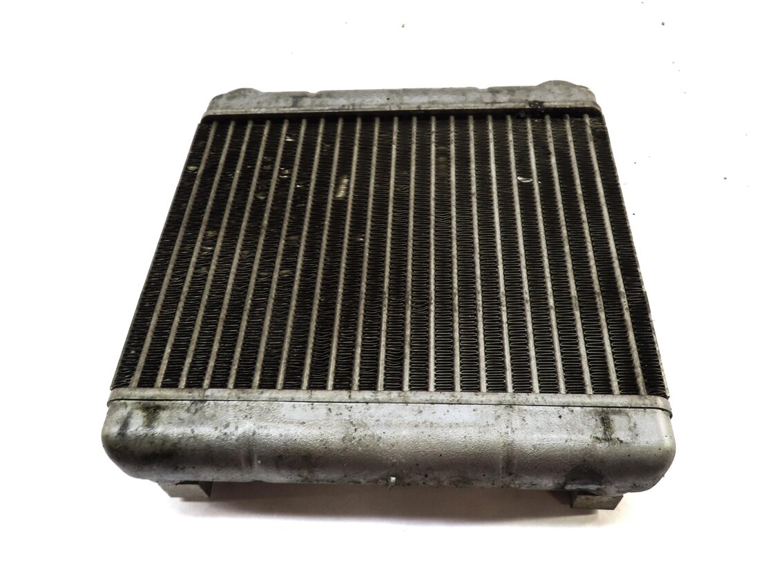 Thumbnail 4: 10-19 BMW 535i 550i 640i 740i 750i 760i (F01 F07 F10) ENGINE OIL COOLER RADIATOR
