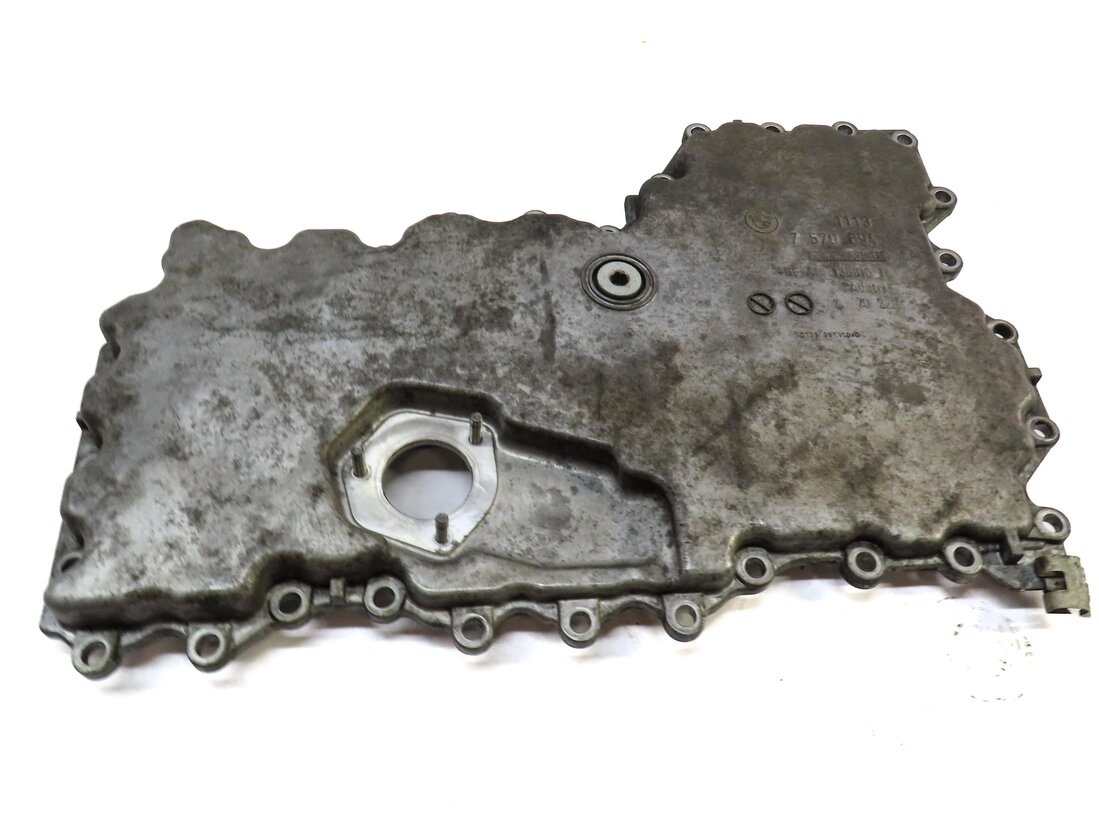 Thumbnail 2: 10-19 BMW 550i 650i 750i (F01 F02 F06 F07 F10 F12) AWD 4.4L ENGINE LOWER OIL PAN