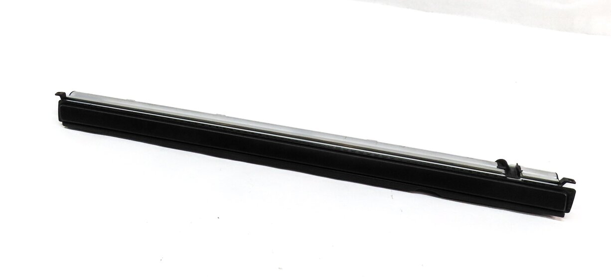 10-17 BMW 535iGT 550iGT (F07) REAR LEFT DOOR PRIMARY WINDOW SUN SHADE SCREEN