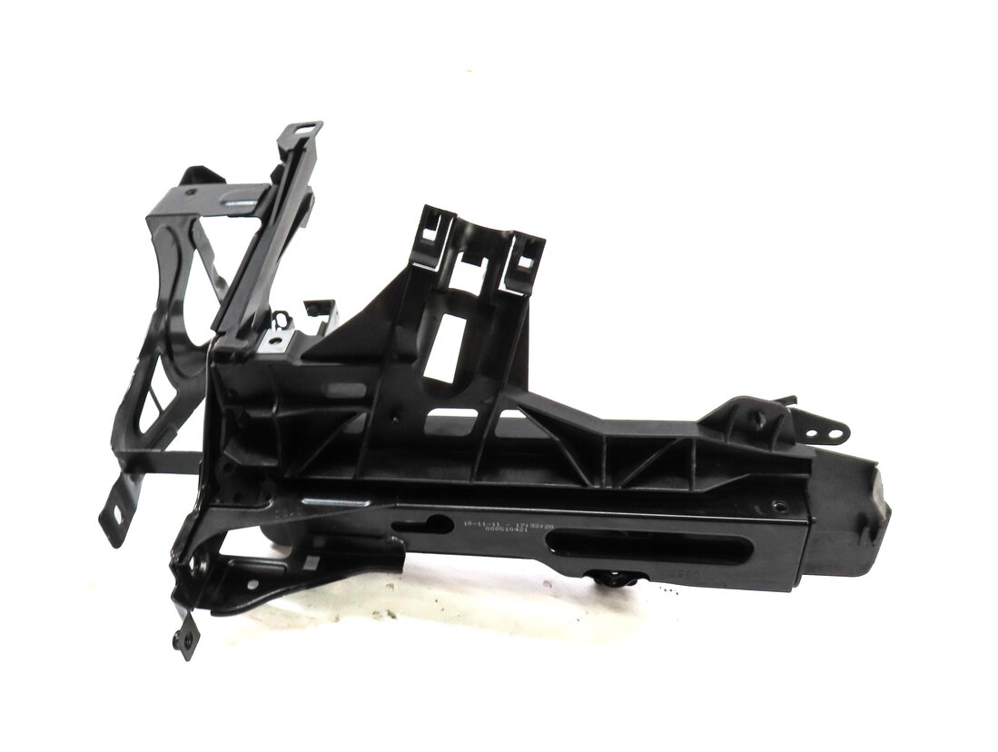 Thumbnail 4: 2012 BMW 550iGT (F07) FRONT LEFT RADIATOR SUPPORT MOUNT BRACKET 51647200777