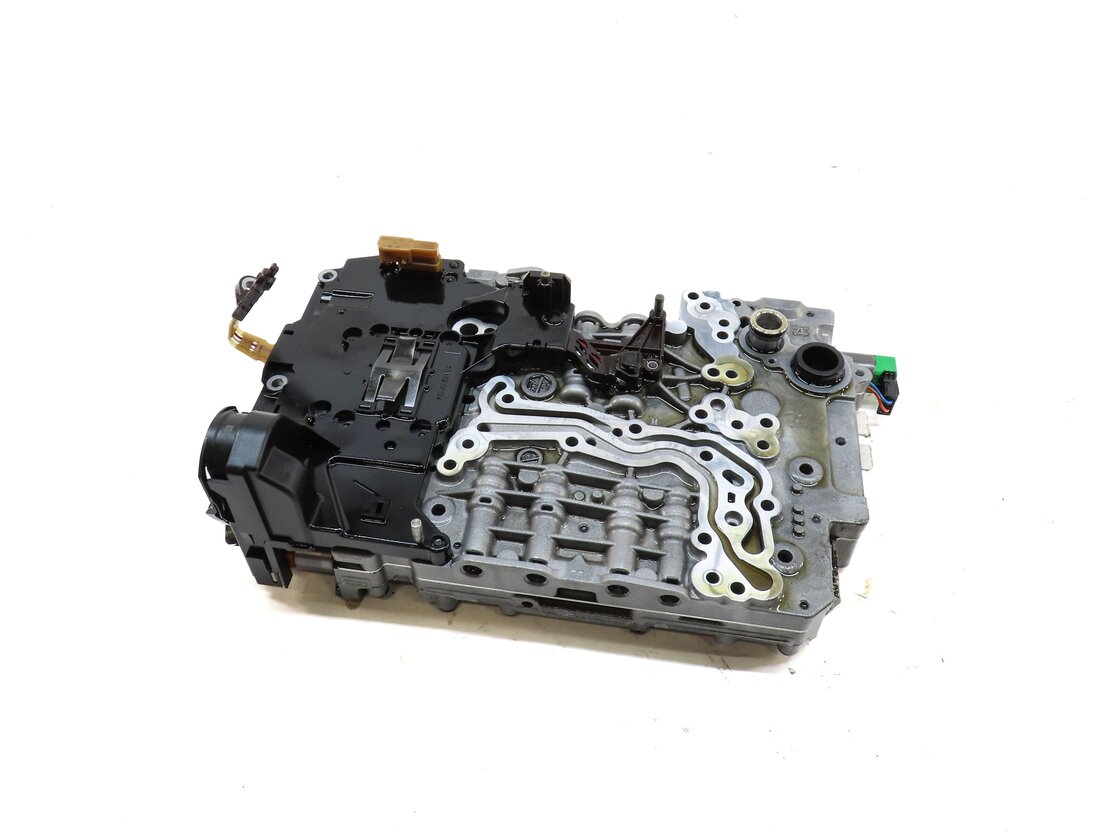 Thumbnail 1: 11-13 BMW X5 X6 (E70 E71) 3.0L TURBO 8HP-45 AUTOMATIC TRANSMISSION VALVE BODY