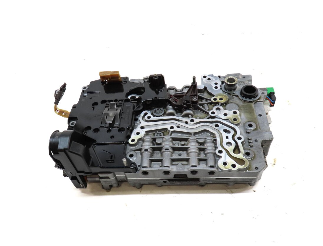 Thumbnail 2: 11-13 BMW X5 X6 (E70 E71) 3.0L TURBO 8HP-45 AUTOMATIC TRANSMISSION VALVE BODY