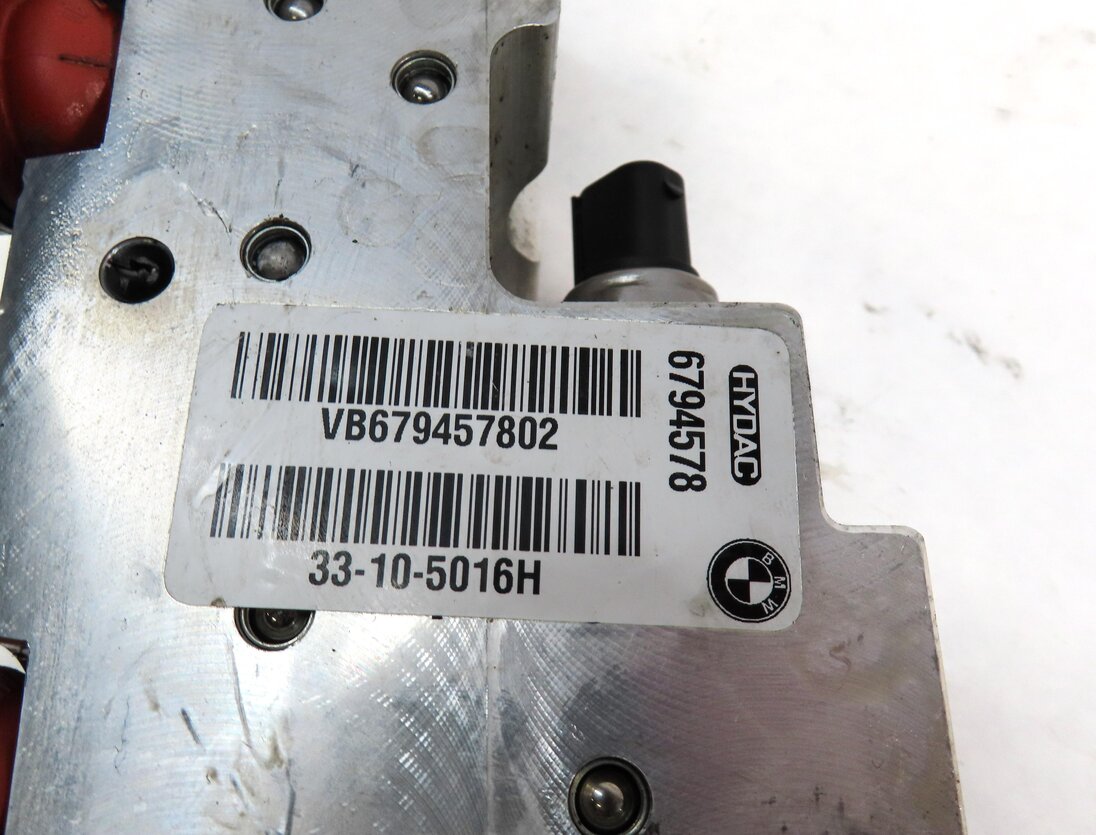 Thumbnail 6: 2011 BMW X5 (E70) DYNAMIC DRIVE SUSPENSION HYDRAULIC VALVE BLOCK 6794578