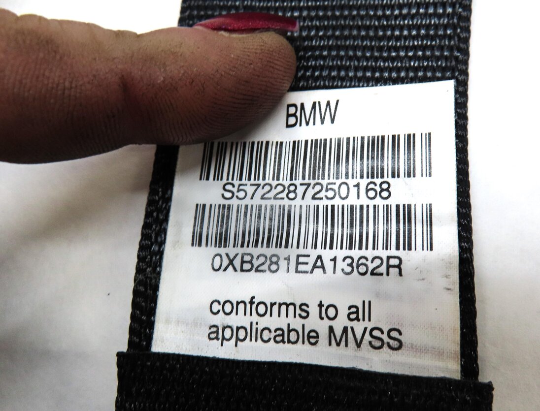 Thumbnail 8: 2011 BMW X5 (E70) REAR 2ND ROW LEFT RIGHT CENTER SEATBELT RETRACTOR SET3 (BLACK)
