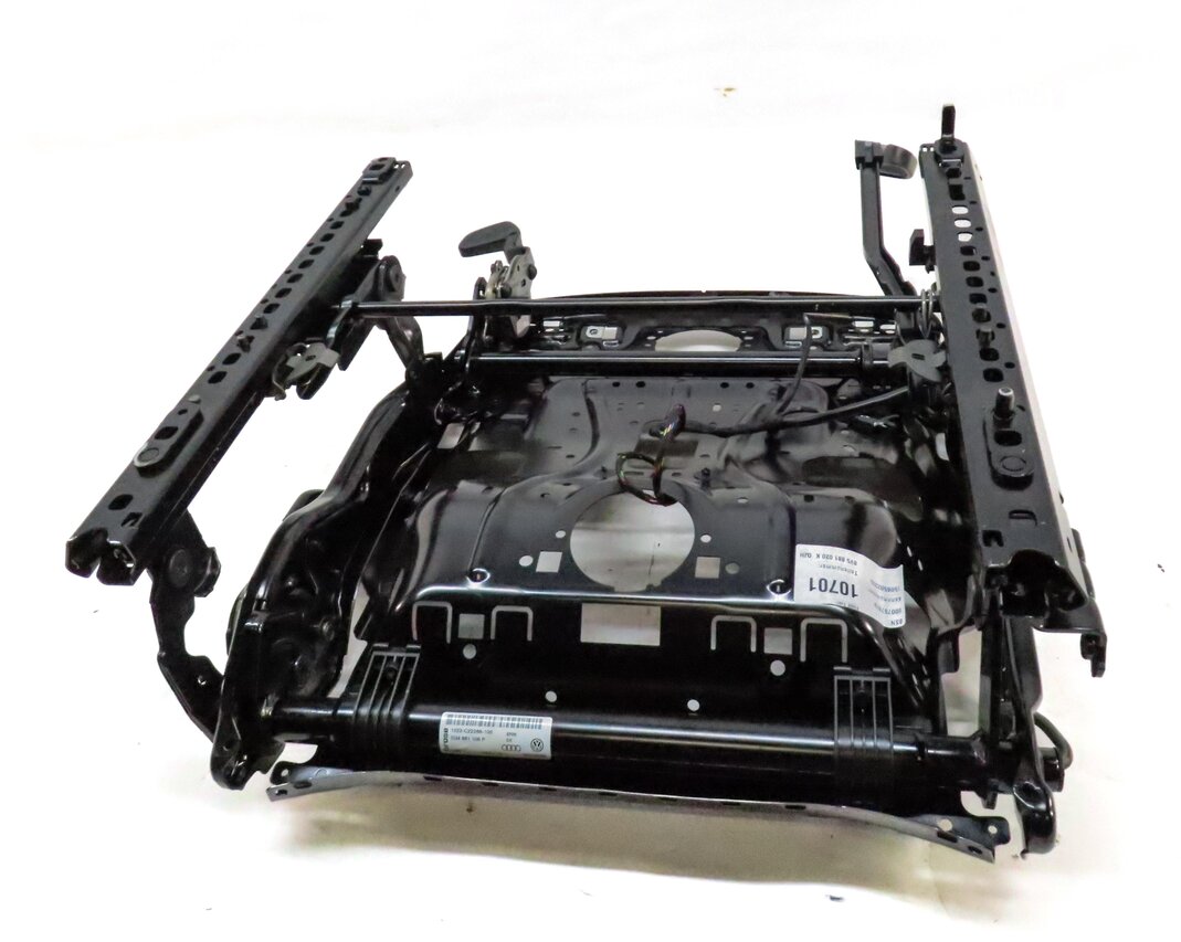 Thumbnail 5: 15-16 AUDI A3 (8V) SEDAN FRONT RIGHT PASSENGER MANUAL ADJUST SEAT TRACK