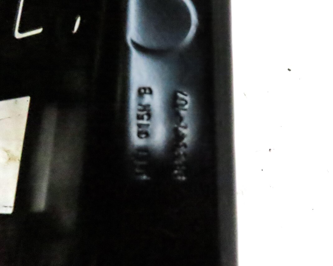 Thumbnail 9: 15-16 AUDI A3 (8V) SEDAN FRONT RIGHT PASSENGER MANUAL ADJUST SEAT TRACK