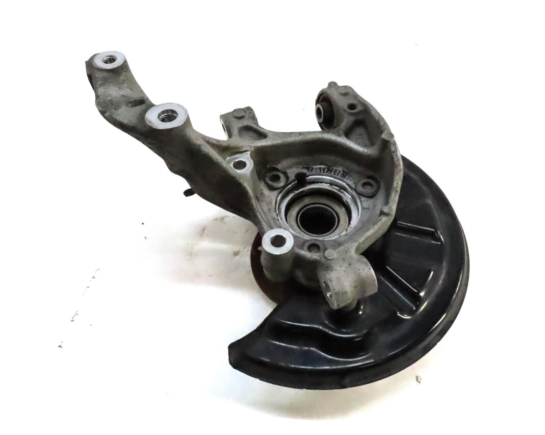 15-19 VW GOLF / AUDI A3 S3 RS3 (8V) AWD - LEFT REAR SPINDLE KNUCKLE WHEEL HUB