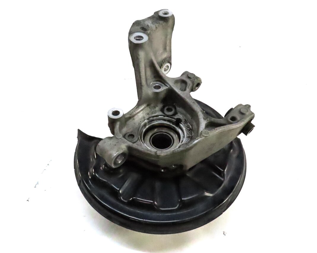 Thumbnail 3: 15-19 VW GOLF / AUDI A3 S3 RS3 (8V) AWD - LEFT REAR SPINDLE KNUCKLE WHEEL HUB
