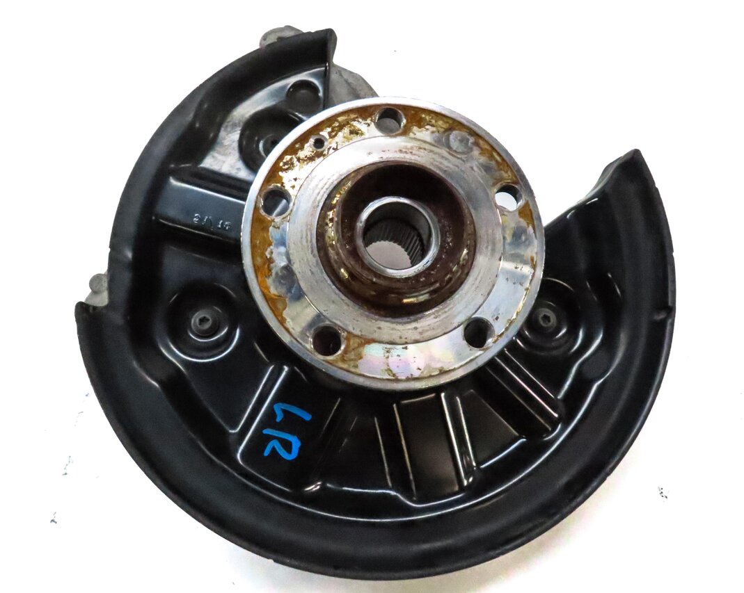 Thumbnail 4: 15-19 VW GOLF / AUDI A3 S3 RS3 (8V) AWD - LEFT REAR SPINDLE KNUCKLE WHEEL HUB