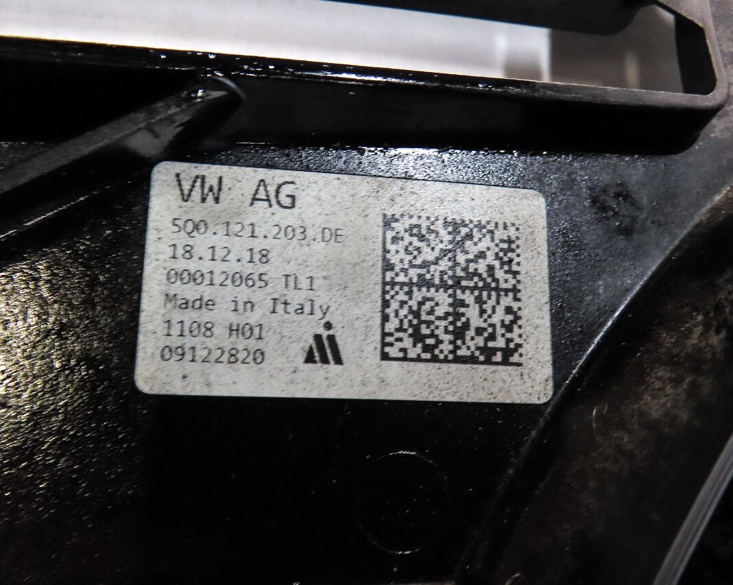 Thumbnail 7: 2015-2016 AUDI A3 (8V) 2.0L TURBO ENGINE - RADIATOR COOLING FAN ASSEMBLY
