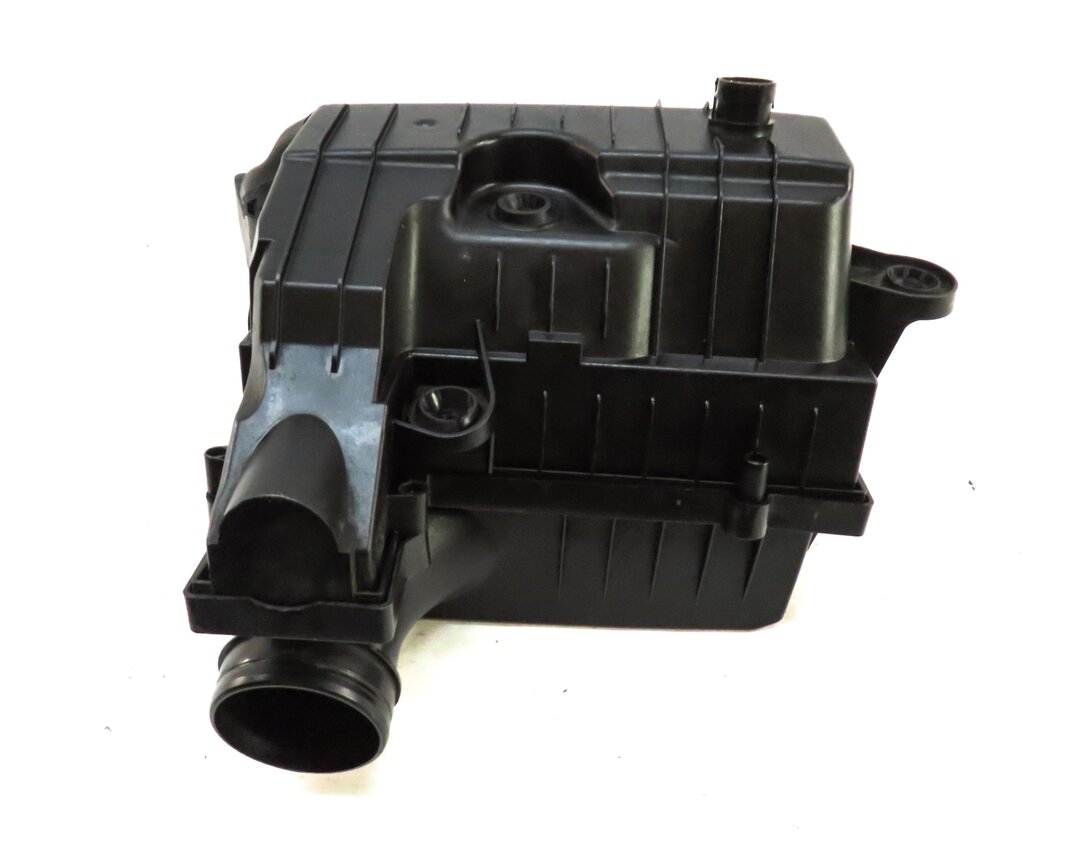 Thumbnail 6: 15-19 VW GOLF / AUDI A3 TT (8V MK3) 1.8L / 2.0L TURBO ENGINE AIR FILTER HOUSING