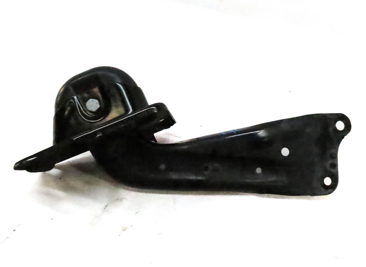 Thumbnail 3: 2015-2019 AUDI VW GOLF / A3 S3 RS3 TT (8V MK3) LEFT DRIVER REAR TRAILING ARM