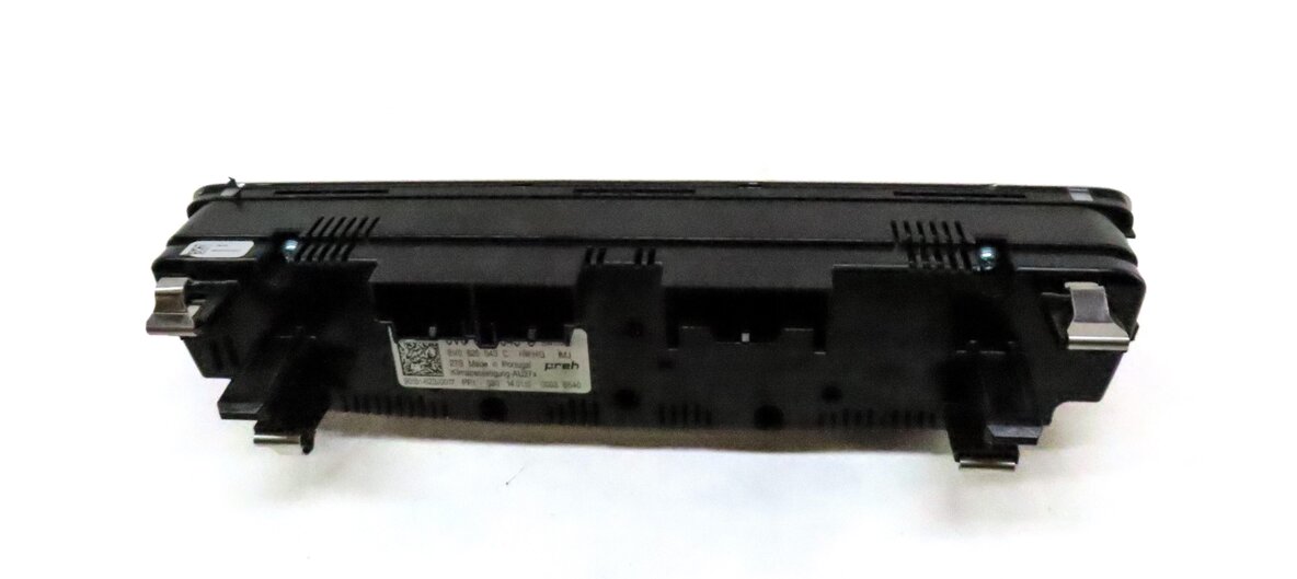 Thumbnail 4: 2015-2017 AUDI A3 S3 (8V) FRONT HEATER A/C TEMPERATURE CLIMATE CONTROL PANEL