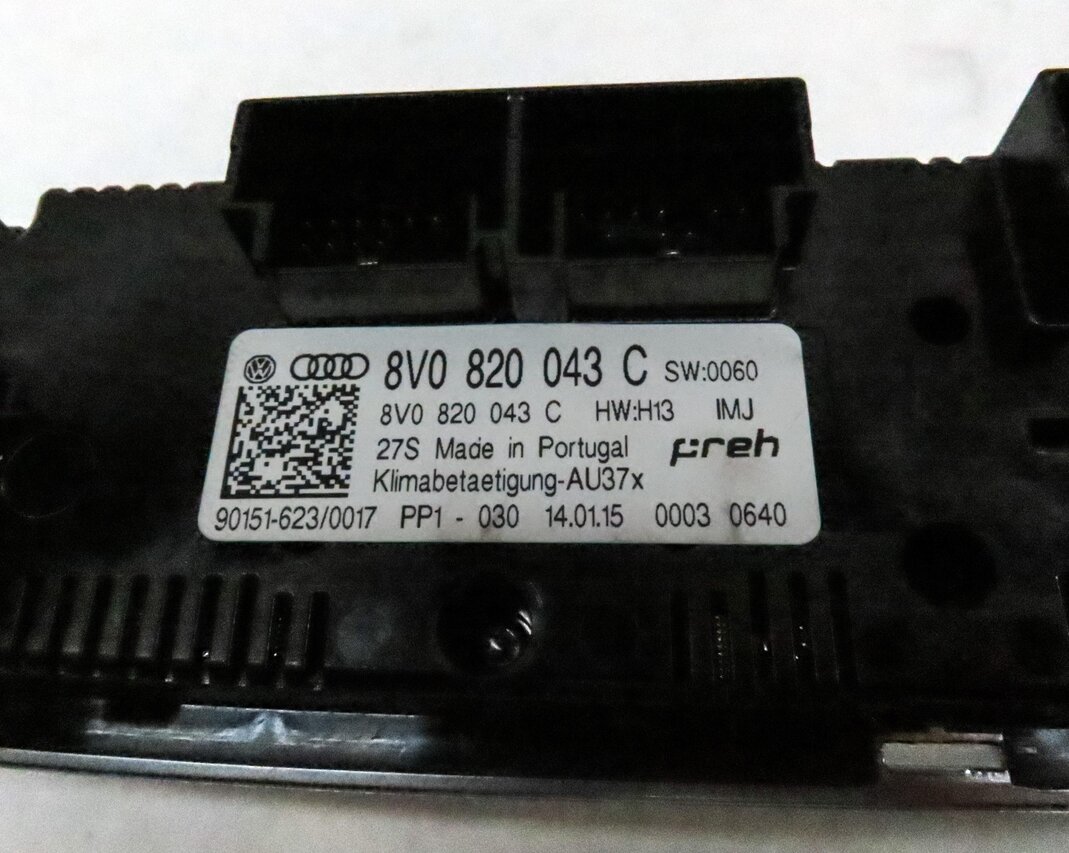 Thumbnail 6: 2015-2017 AUDI A3 S3 (8V) FRONT HEATER A/C TEMPERATURE CLIMATE CONTROL PANEL