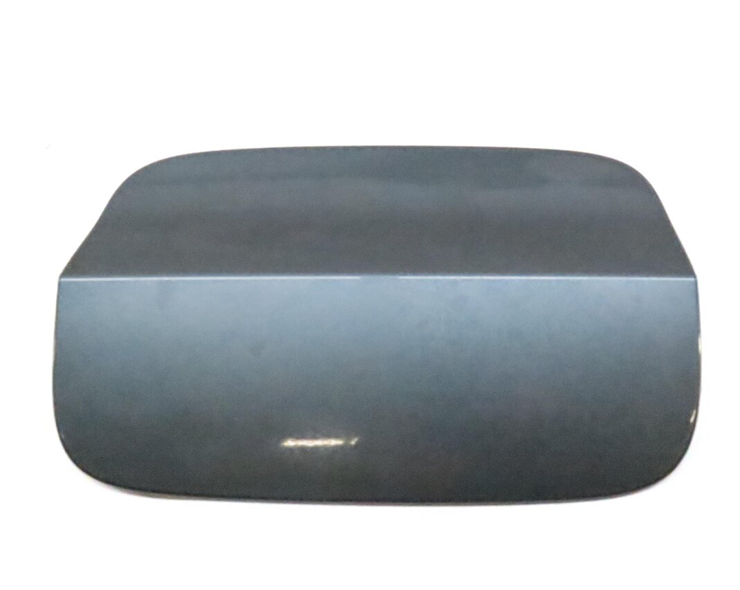 Thumbnail 2: 2015-2018 AUDI A3 S3 (8V) FUEL TANK DOOR LID COVER TRIM FLAP (MONSOON GRAY 0C)