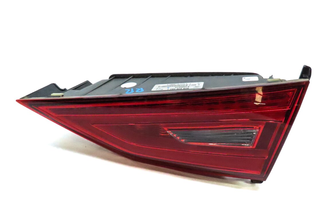 Thumbnail 3: 2015-2016 AUDI A3 S3 (8V) SEDAN CONVERTIBLE RIGHT INNER LED TAILLIGHT LIGHT LAMP