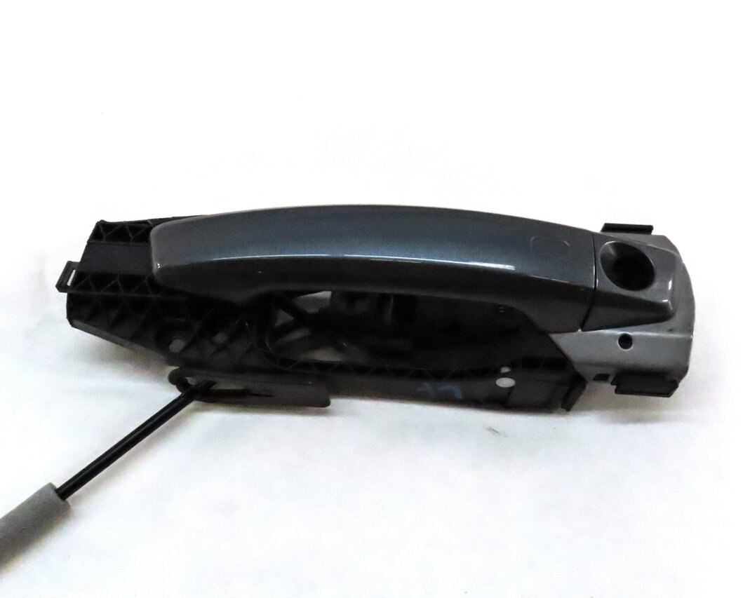 Thumbnail 3: 2015-2019 AUDI A3 S3 RS3 TT (8V MK3) LEFT SIDE REAR EXTERIOR DOOR HANDLE (GRAY)
