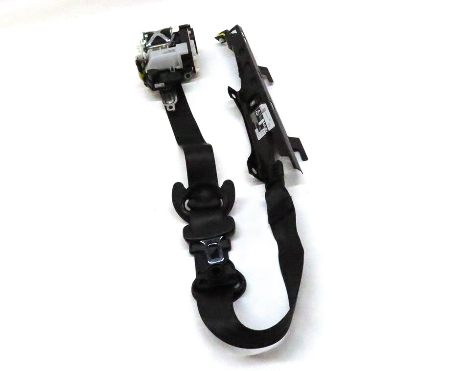 15-19 AUDI A8 S3 RS3 (8V) SEDAN RIGHT FRONT PASSENGER SEATBELT RETRACTOR (BLACK)