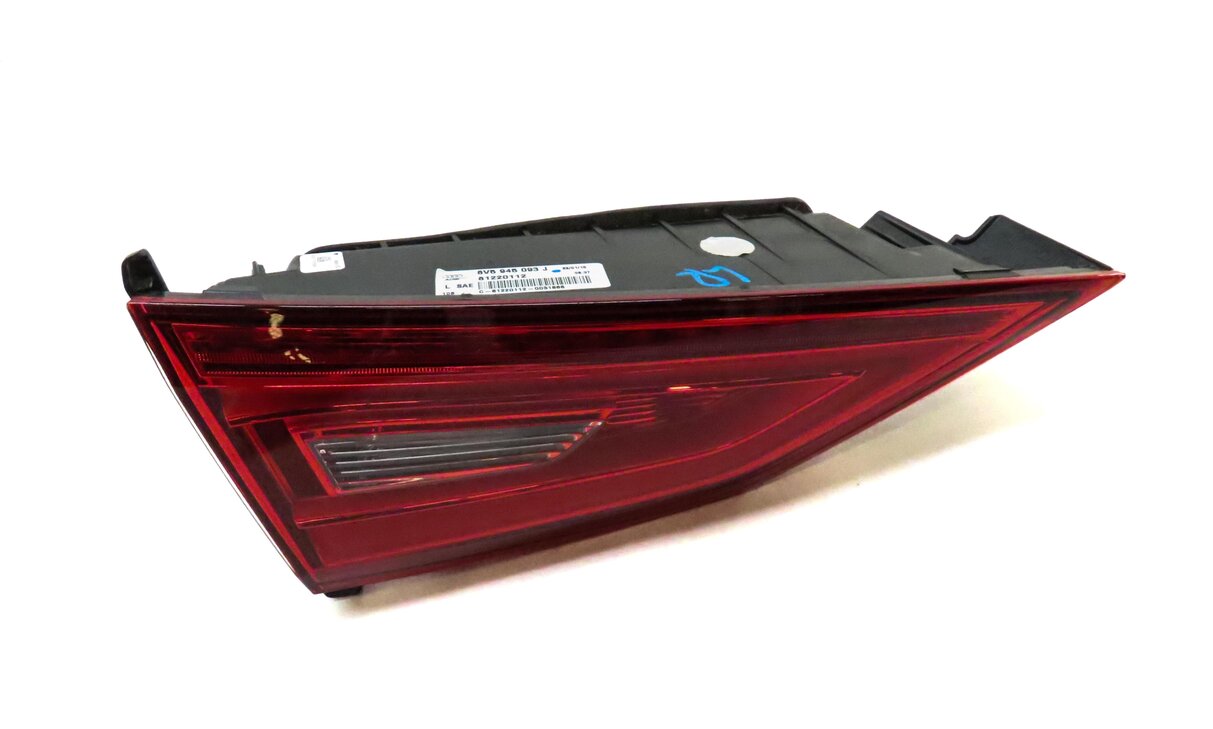 2015-2016 AUDI A3 S3 (8V) SEDAN CONVERTIBLE LEFT INNER LED TAILLIGHT LIGHT LAMP