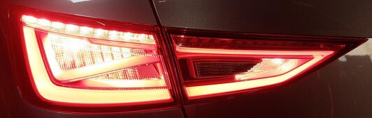 Thumbnail 2: 2015-2016 AUDI A3 S3 (8V) SEDAN CONVERTIBLE LEFT INNER LED TAILLIGHT LIGHT LAMP