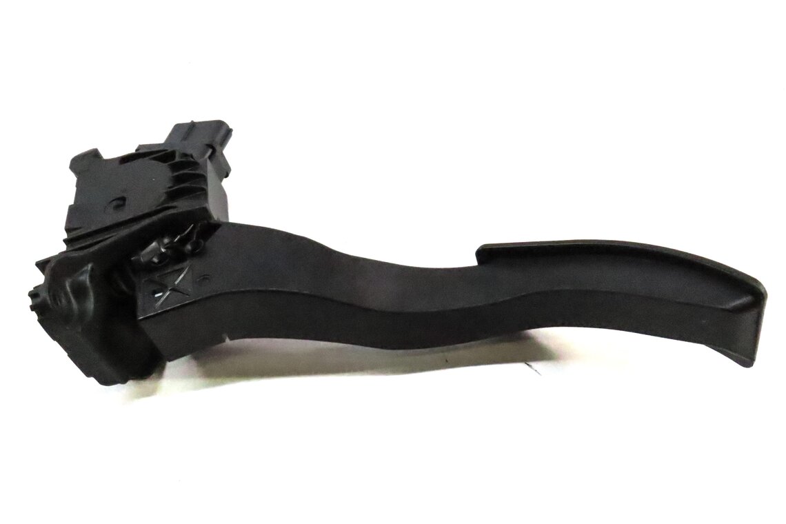 Thumbnail 4: 2015 AUDI A3 (8V) GAS PEDAL FUEL THROTTLE ACCELERATOR PEDAL