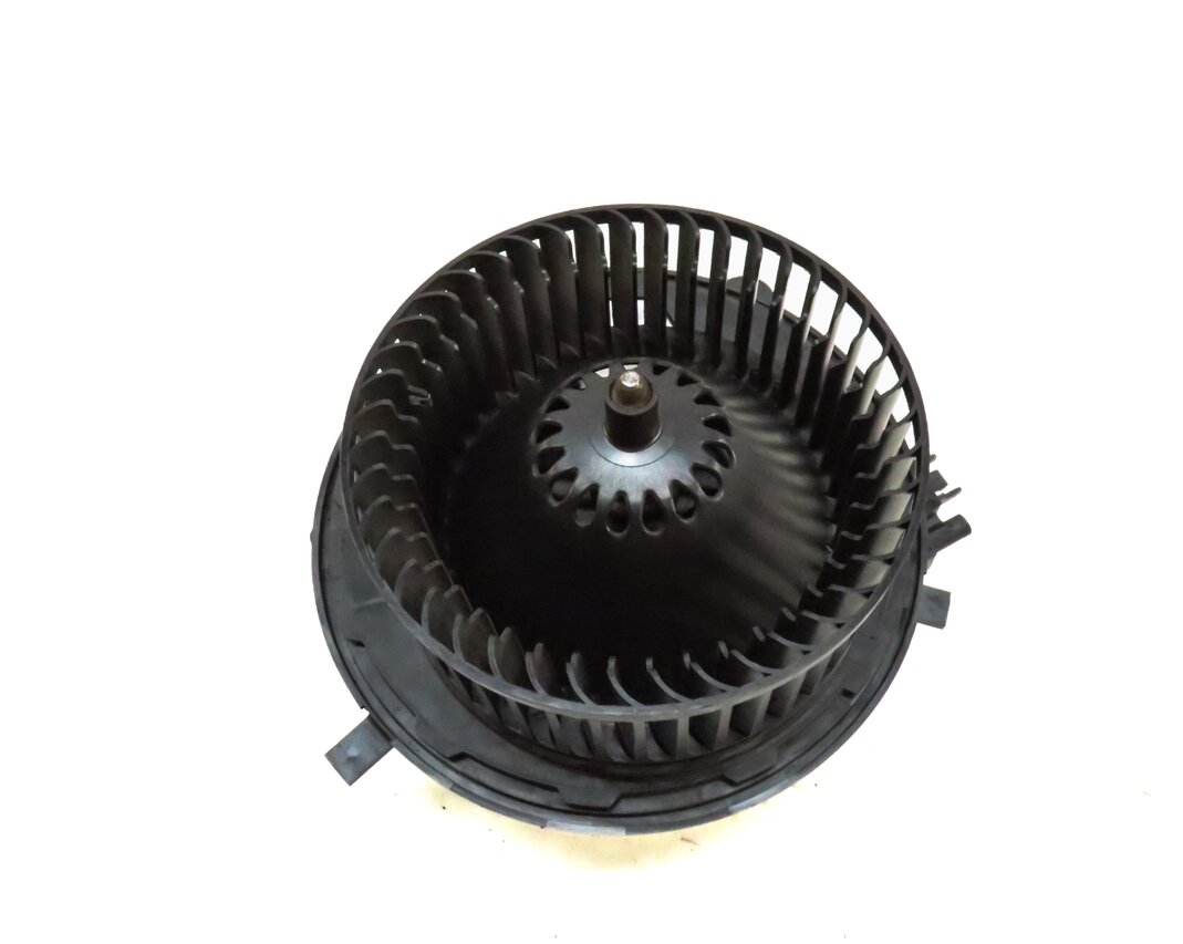 Thumbnail 3: 2015-2018 VW GOLF GTI / AUDI A3 S3 RS3 (8V) FRONT HEATER A/C BLOWER FAN MOTOR