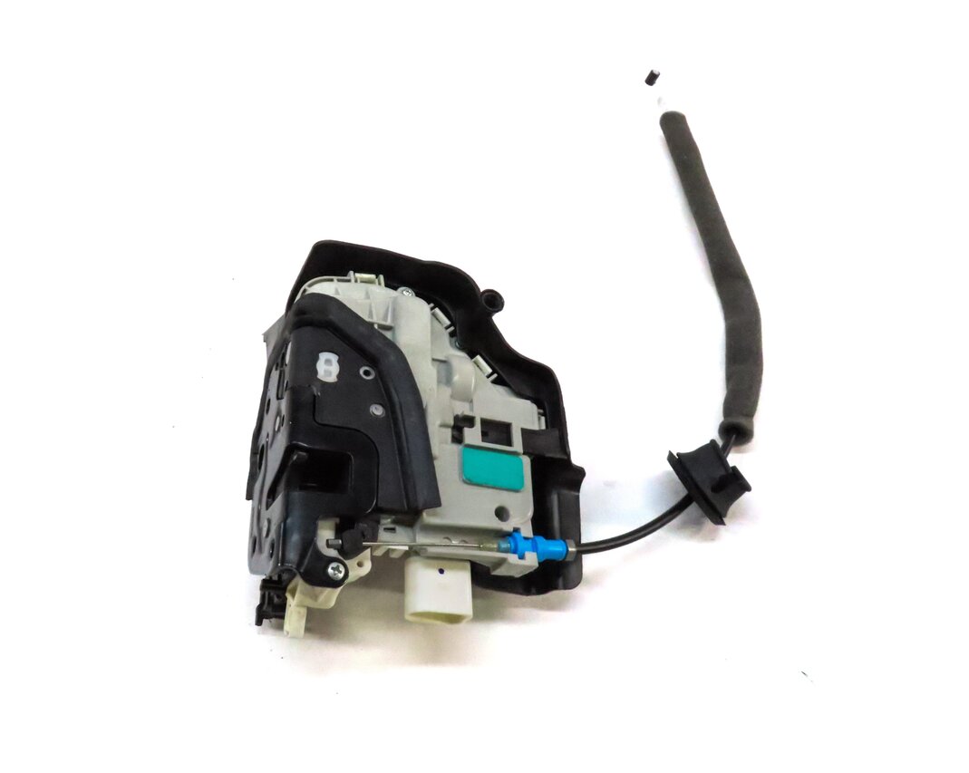 Thumbnail 4: 15-21 AUDI A3 S3 A4 Q5 TT (8V B9 MK3 FY) LEFT FRONT DRIVER DOOR LOCK LATCH
