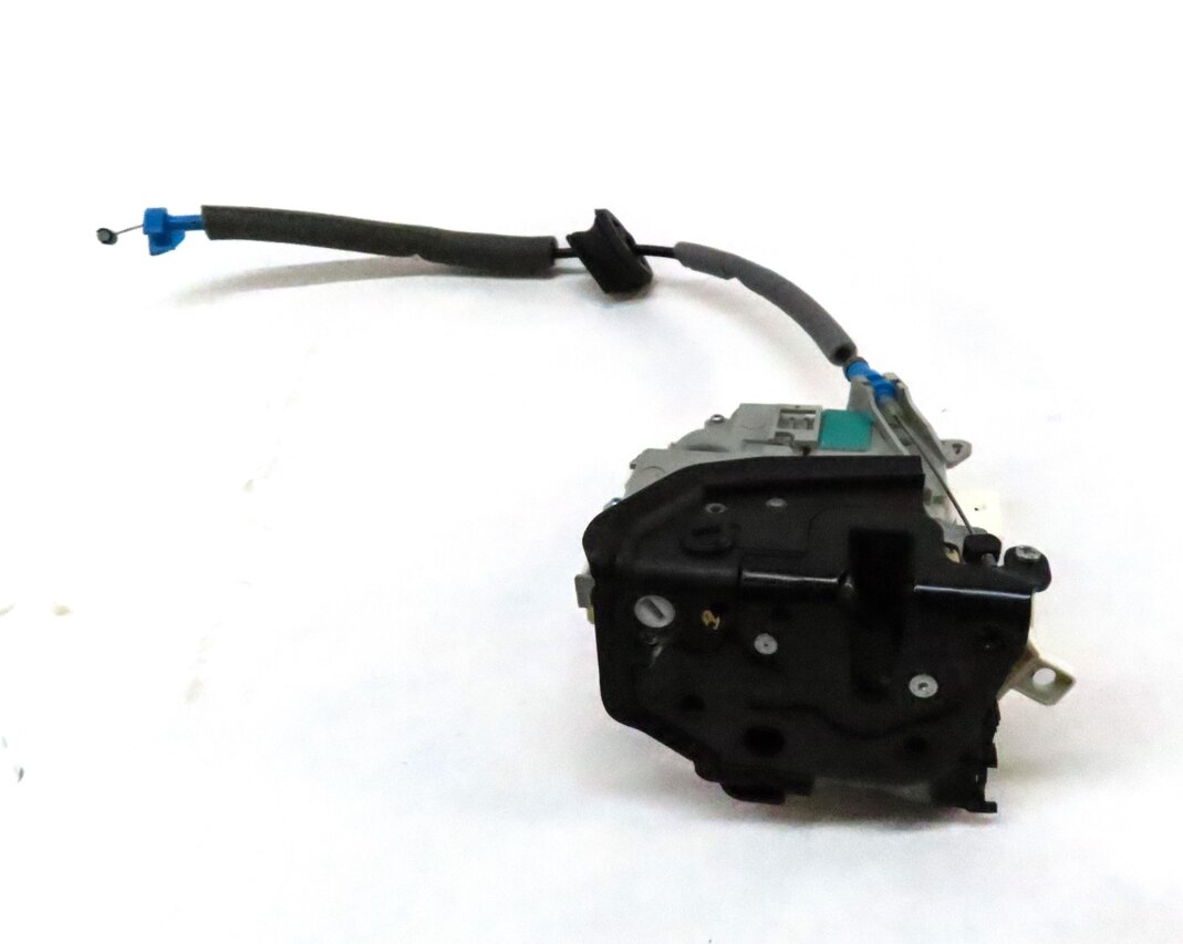 Thumbnail 5: 10-20 VW PORSCHE AUDI A3 A4 A8 S3 S4 Q5 MACAN PANAMERA - LEFT REAR DOOR LATCH