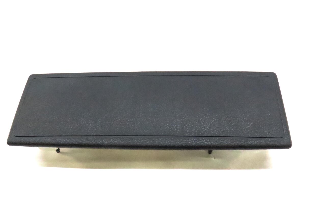 Thumbnail 2: 2015-2018 AUDI A3 S3 (8V) RIGHT FRONT PASSENGER KNEE AIRBAG AIR BAG SRS (BLACK)