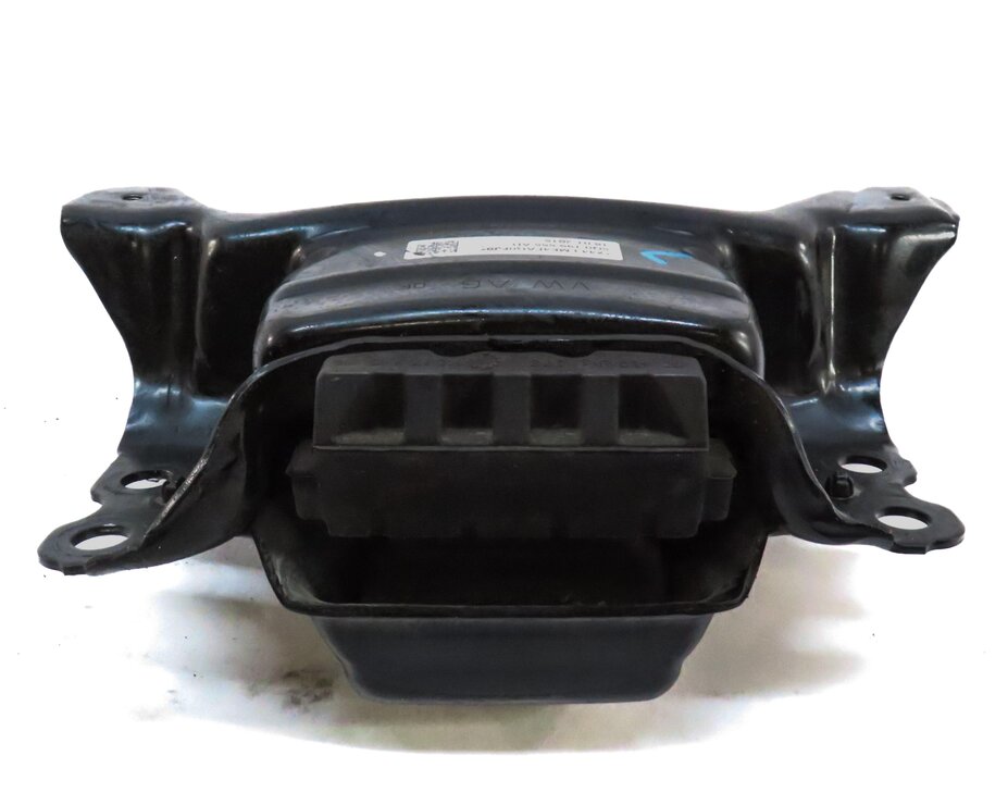 Thumbnail 3: 2015 AUDI A3 (8V) 2.0L CNTC TURBO ENGINE LEFT MOTOR MOUNT BRACKET