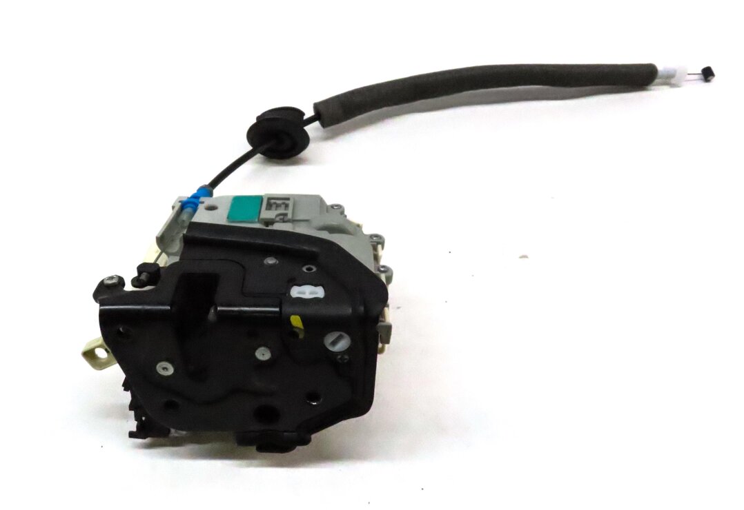 Thumbnail 5: 15-21 AUDI A3 S3 A4 Q5 TT (8V B9 MK3 FY) RIGHT FRONT PASSENGER DOOR LOCK LATCH