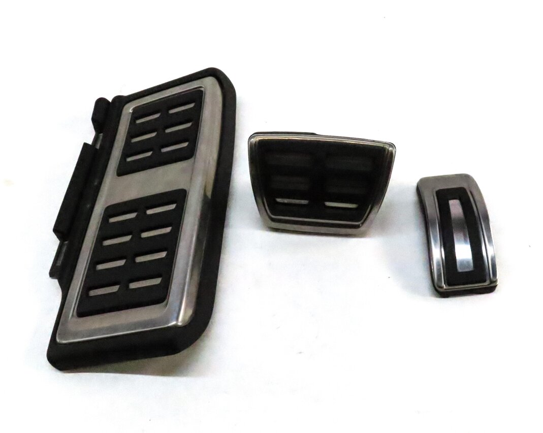 Thumbnail 2: 2015 AUDI A3 (8V) BRAKE PEDAL GAS PEDAL DEAD PEDAL TRIM COVER SET
