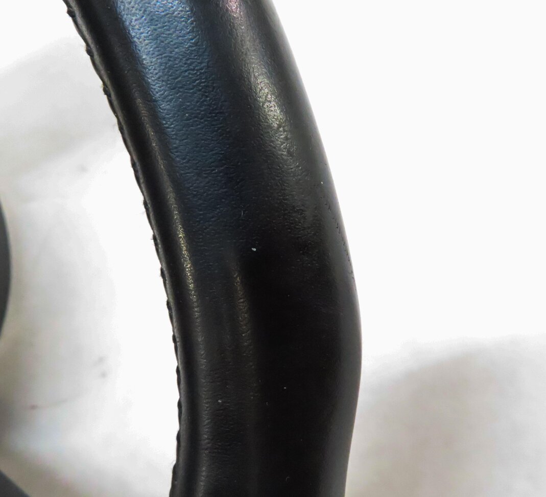 Thumbnail 6: 15-16 AUDI A3 (8V) LEFT DRIVER 3-SPOKE SPORT STEERING WHEEL w/ SWITCHES (BLACK)