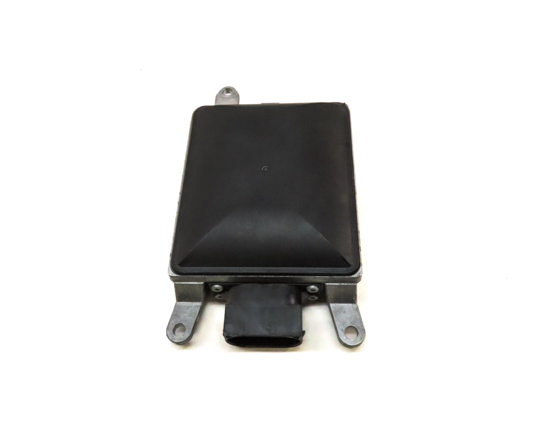 Thumbnail 2: 2015-2016 AUDI A3 S3 (8V) BLIND SPOT RADAR SENSOR MODULE (SLAVE)