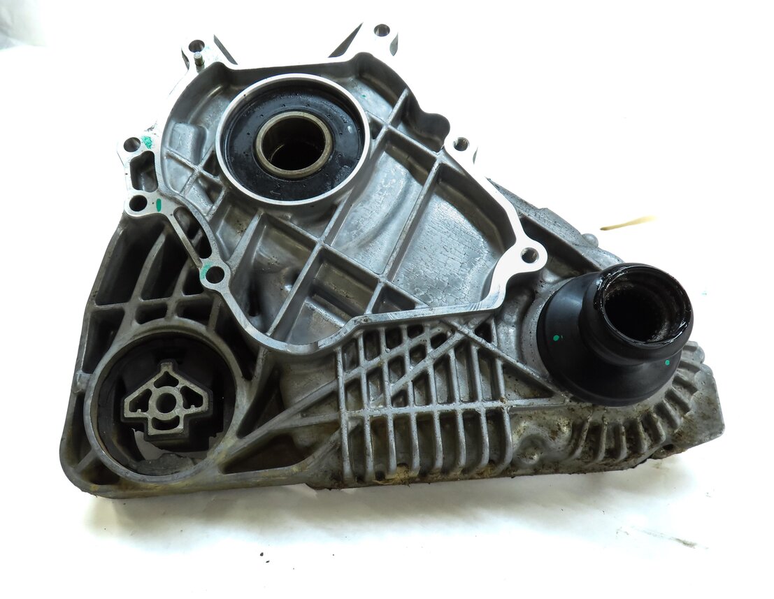 Thumbnail 5: 12-18 BMW X3 X4 X5 X6 (F15 F16 F25 F26) 2.0L / 3.0D / 3.0L FRONT TRANSFER CASE