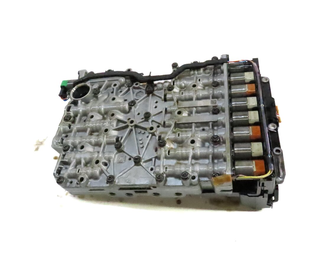 Thumbnail 5: 14 BMW 328i 328iGT X3 F25 F30 F34 2.0L AUTO AWD 8 SPEED TRANSMISSION VALVE BODY