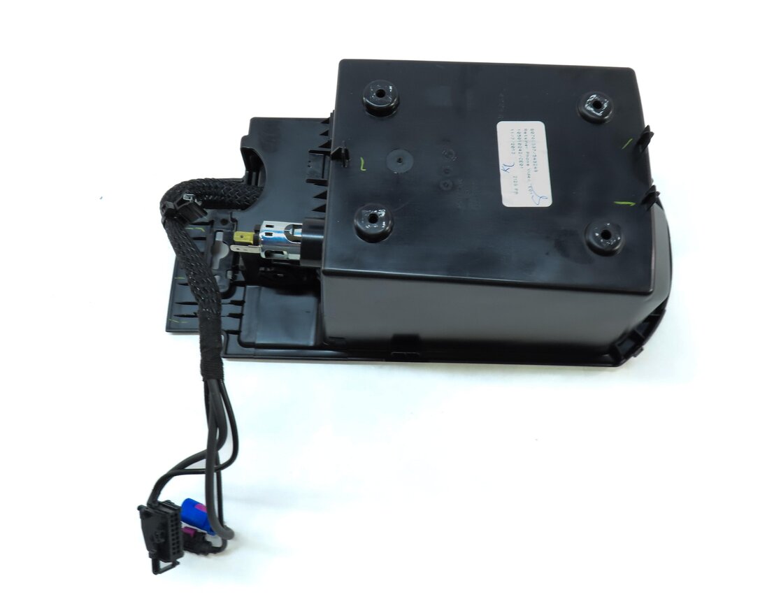 Thumbnail 4: 2014 BMW X3 (F25) FRONT CENTER CONSOLE STORAGE BIN w/ PHONE CRADLE 9184500