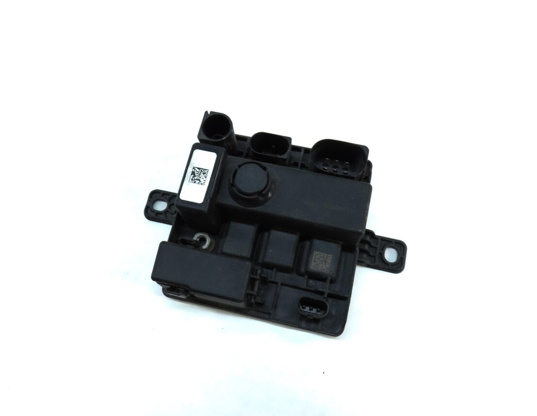 Thumbnail 1: 2014 BMW X3 (F25) INTEGRATED POWER SUPPLY CONTROL MODULE 12637591534