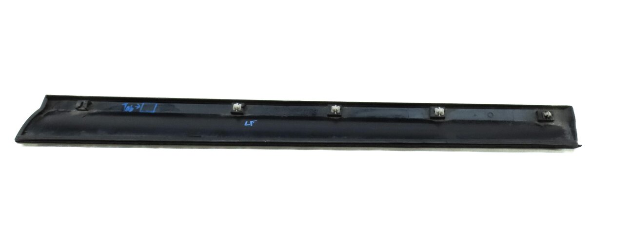 Thumbnail 4: 2014 BMW X3 (F25) FRONT LEFT DRIVER OUTSIDE DOOR TRIM PANEL (BLACK) 51137205779