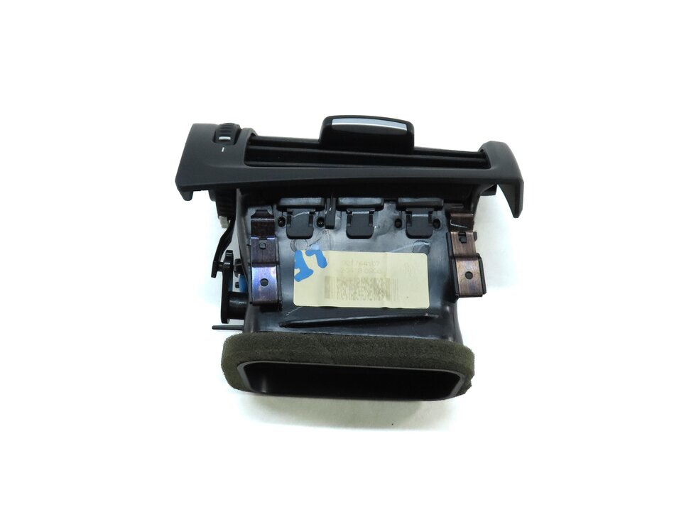 Thumbnail 3: 2014 BMW X3 (F25) FRONT LEFT DRIVER HVAC A/C HEATER DASH AIR VENT (BLACK)