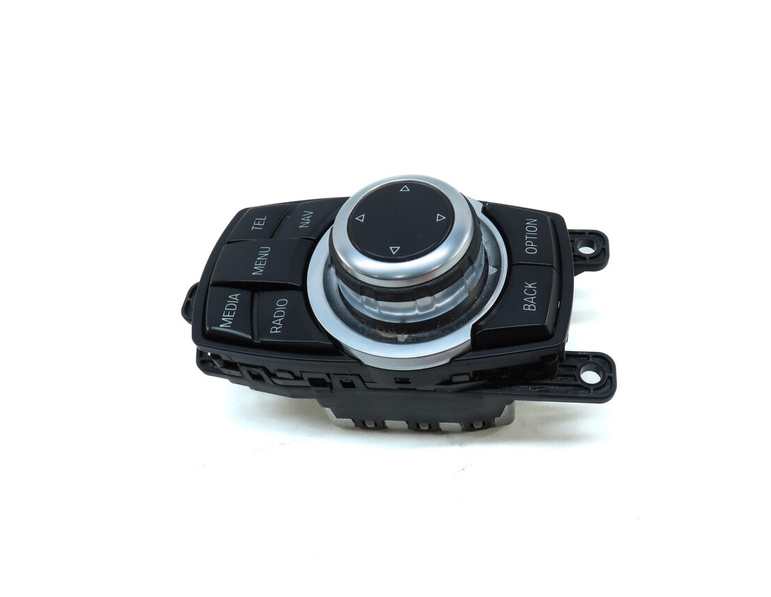 Thumbnail 4: 2014 BMW X3 (F25) CENTER CONSOLE I-DRIVE NAVIGATION RADIO MEDIA CONTROL KNOB