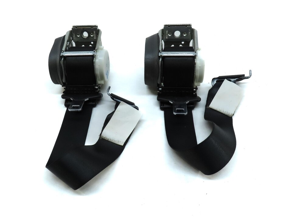 Thumbnail 2: 2014 BMW X3 (F25) REAR LEFT & RIGHT 2ND ROW SEATBELT RETRACTOR SET 2 (BLACK)