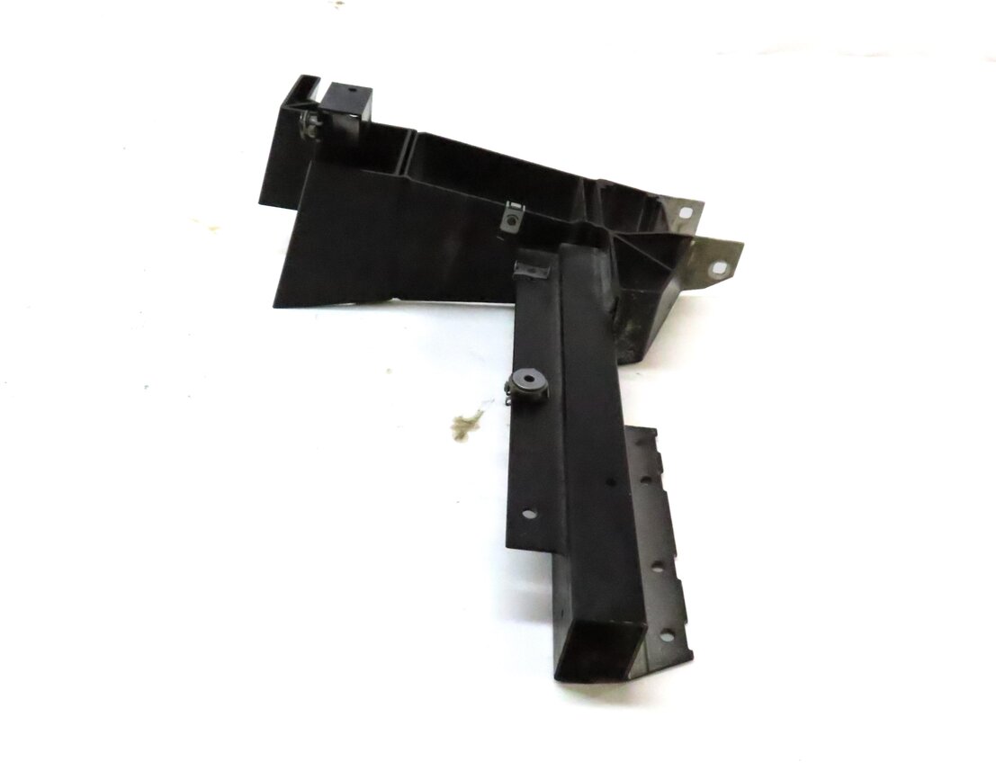 Thumbnail 5: 2014 BMW X3 (F25) FRONT RIGHT PASSENGER HEADLIGHT HEAD LIGHT MOUNT BRACKET