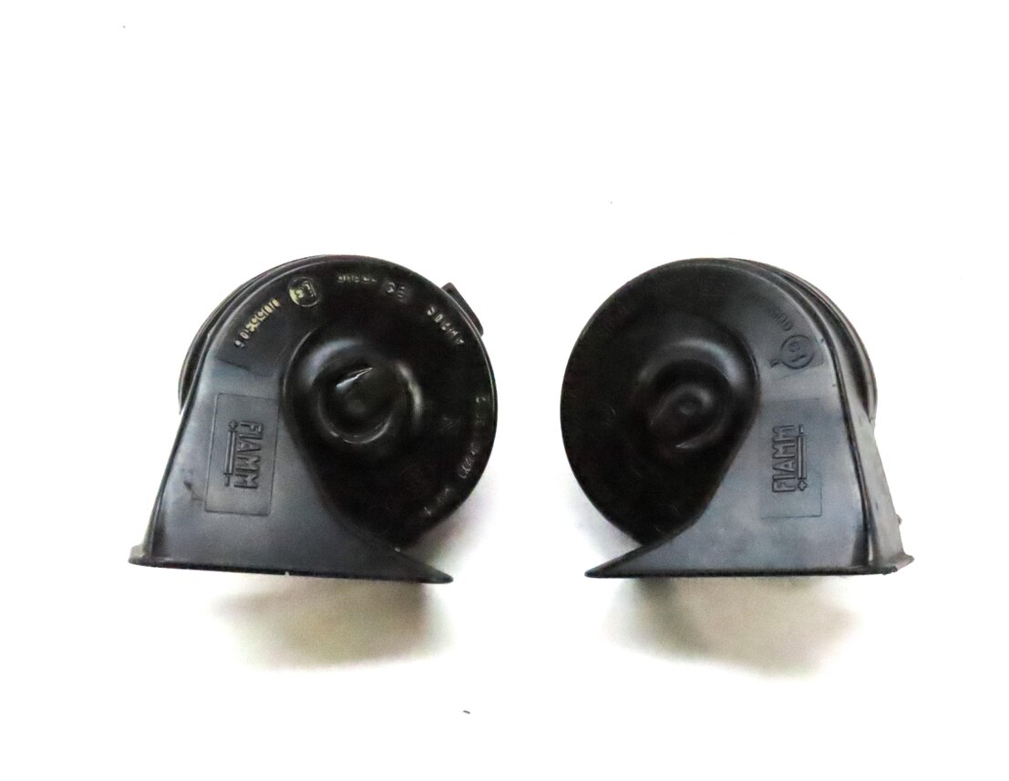 Thumbnail 2: 2011-2018 BMW X3 X4 (F25 F26) HIGH & LOW TONE SAFETY HORN SET-2
