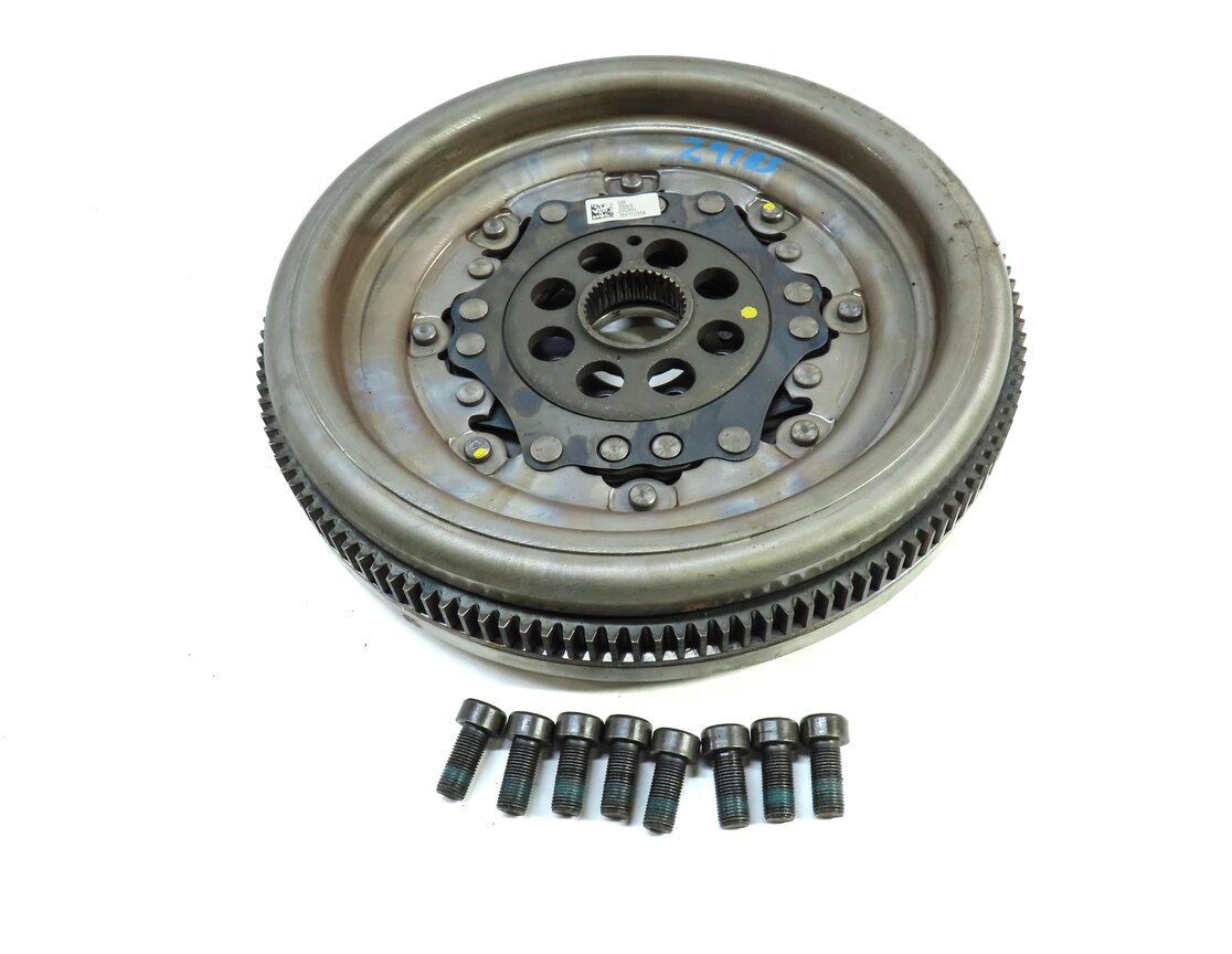 Thumbnail 2: 17-18 AUDI A3 (8V) 2.0L TURBO AUTO AWD SFY TRANSMISSION DUAL MASS FLYWHEEL