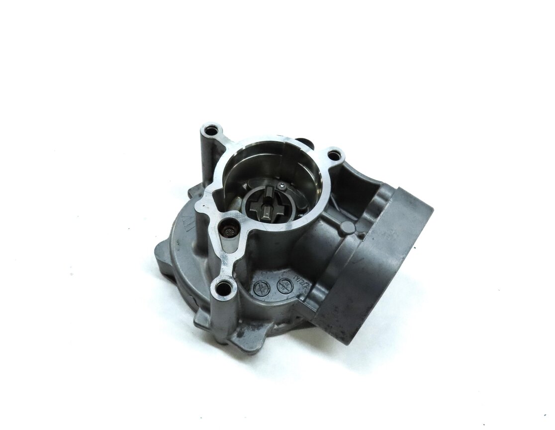 2015-2017 AUDI A3 S3 (8V) 1.8T / 2.0T TURBO MOTOR ENGINE BRAKE VACUUM PUMP