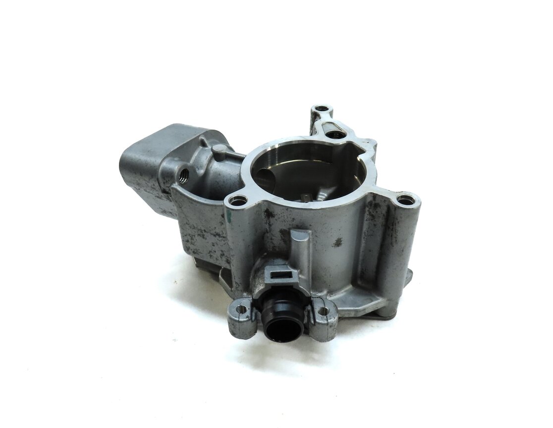 Thumbnail 4: 2015-2017 AUDI A3 S3 (8V) 1.8T / 2.0T TURBO MOTOR ENGINE BRAKE VACUUM PUMP