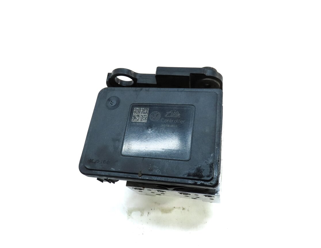 Thumbnail 4: 17-18 AUDI A3 (8V) SEDAN CONVERTIBLE ABS ANTI-LOCK BRAKE PUMP w/ CONTROL MODULE