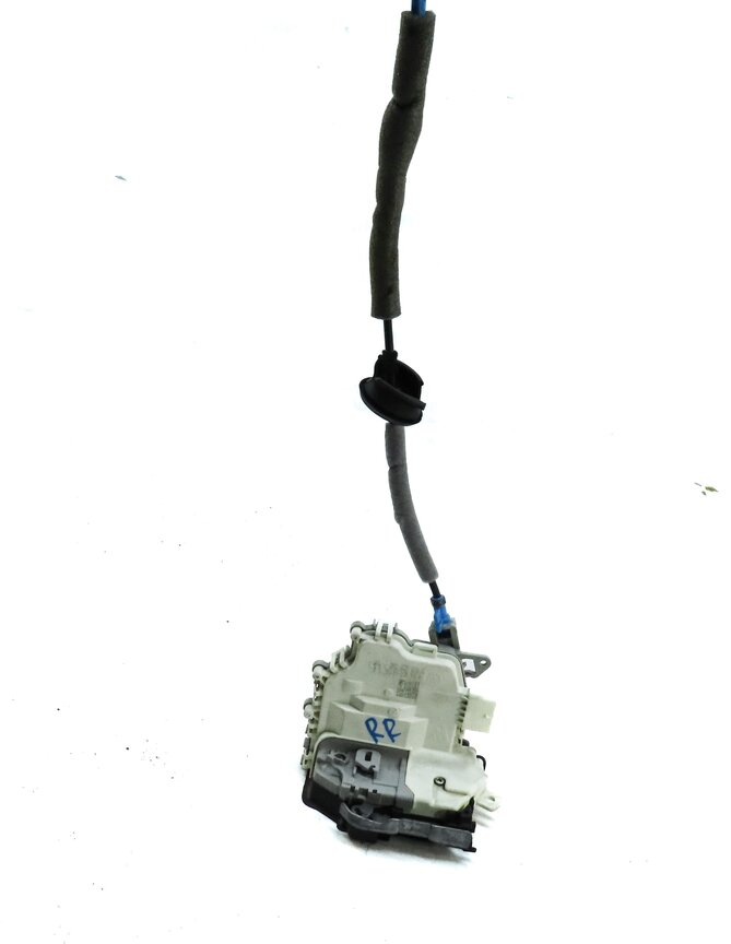 10-18 AUDI A3 A4 A8 Q3 Q5 S3 S4 SQ5 S8 (B8 D4 4H 8K 8R 8V) RIGHT REAR DOOR LATCH