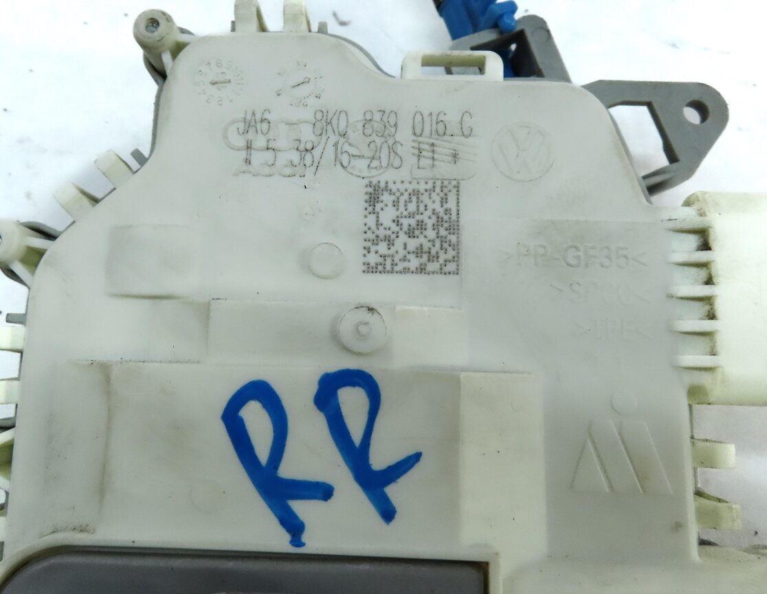 Thumbnail 6: 10-18 AUDI A3 A4 A8 Q3 Q5 S3 S4 SQ5 S8 (B8 D4 4H 8K 8R 8V) RIGHT REAR DOOR LATCH